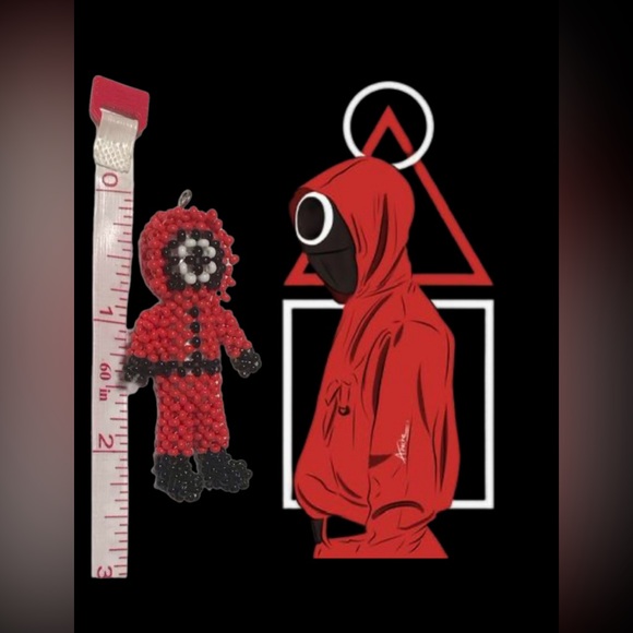 Buyers Choice Hand-Beaded Squid Games Circle Mask Guard keychain, Bag Charm - Picture 2 of 5